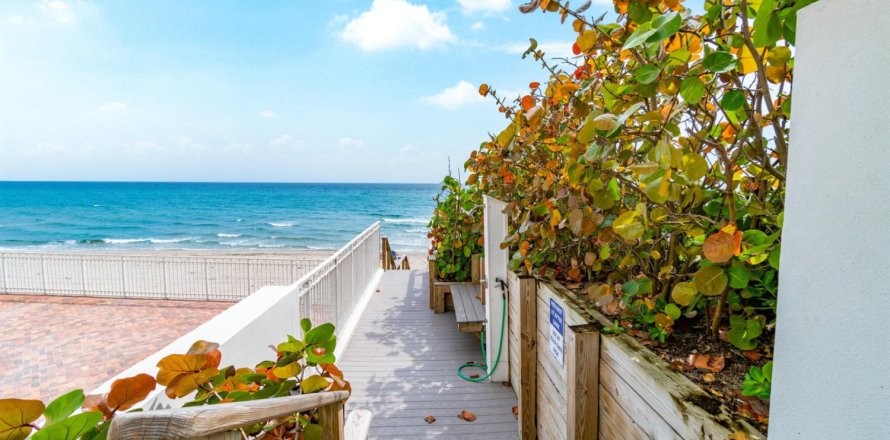 Adosado en Highland Beach, Florida 3 dormitorios, 199.65 m2 № 1077064