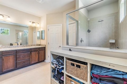 Townhouse in Palm Harbor, Florida 3 bedrooms, 170.94 sq.m. № 1733684 - photo 17
