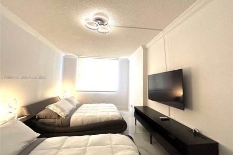 Снять в аренду кондоминиум в Майами-Бич, Флорида 2 спальни, 118.08м2, № 2145753 - фото 21