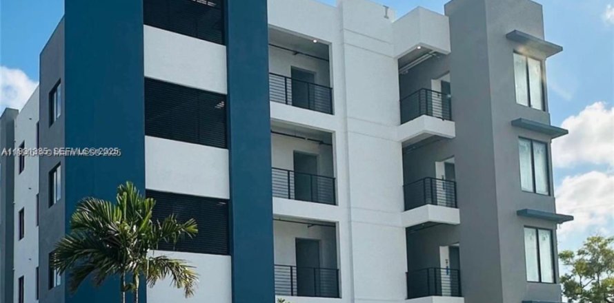 Appartement à Hialeah, Floride 2 chambres, 80.36 m2 № 1990309