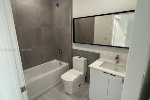 Appartement à louer à Hialeah, Floride: 2 chambres, 80.36 m2 № 1990309 - photo 20