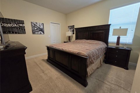 House in Davenport, Florida 5 bedrooms, 264.03 sq.m. № 1564844 - photo 17