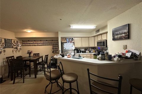 Condominio en venta en Altamonte Springs, Florida, 2 dormitorios, 112.32 m2 № 2234078 - foto 6