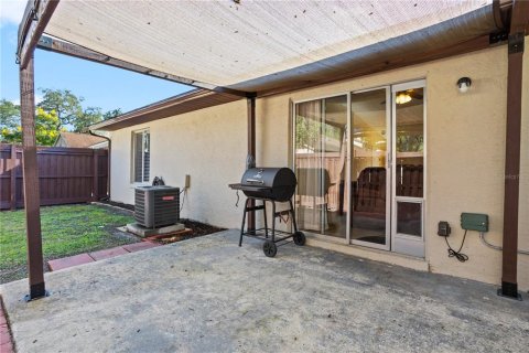Touwnhouse à vendre à Sanford, Floride: 2 chambres, 103.68 m2 № 2399225 - photo 17