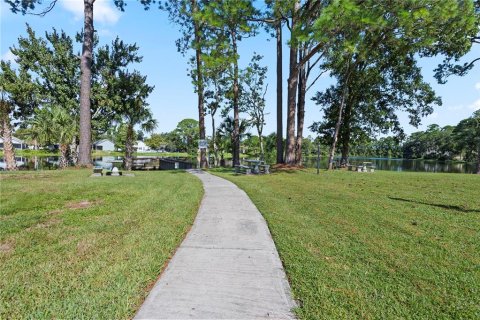 Touwnhouse à vendre à Sanford, Floride: 2 chambres, 103.68 m2 № 2399225 - photo 23