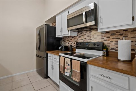Touwnhouse à vendre à Sanford, Floride: 2 chambres, 103.68 m2 № 2399225 - photo 10
