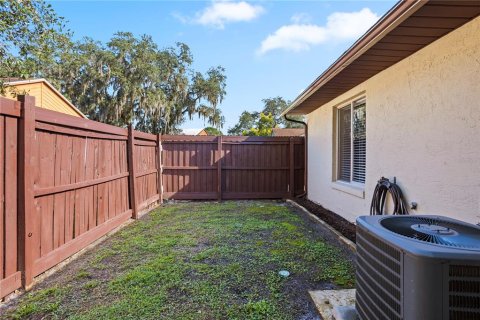 Touwnhouse à vendre à Sanford, Floride: 2 chambres, 103.68 m2 № 2399225 - photo 18