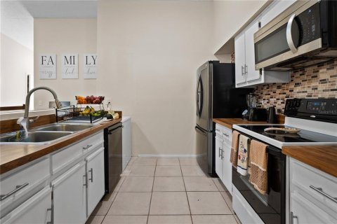 Touwnhouse à vendre à Sanford, Floride: 2 chambres, 103.68 m2 № 2399225 - photo 9
