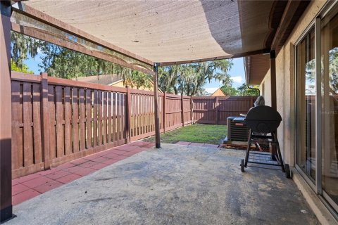 Touwnhouse à vendre à Sanford, Floride: 2 chambres, 103.68 m2 № 2399225 - photo 16