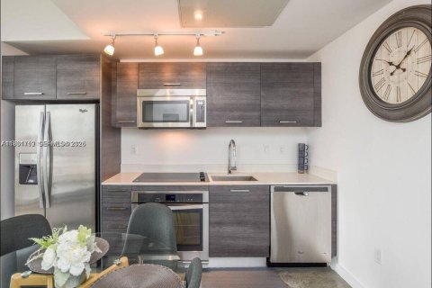 Снять в аренду кондоминиум в Майами, Флорида 1 спальня, 41.43м2, № 2024517 - фото 21