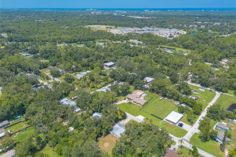 House in New Smyrna Beach, Florida 3 bedrooms, 178.28 sq.m. № 1854371 - photo 21