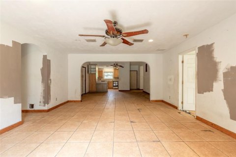 House in New Smyrna Beach, Florida 3 bedrooms, 178.28 sq.m. № 1854371 - photo 3