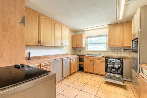 House in New Smyrna Beach, Florida 3 bedrooms, 178.28 sq.m. № 1854371 - photo 5