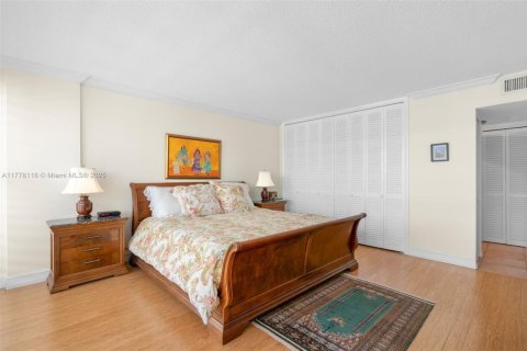 Condo in Boca Raton, Florida, 2 bedrooms  № 1868385 - photo 15