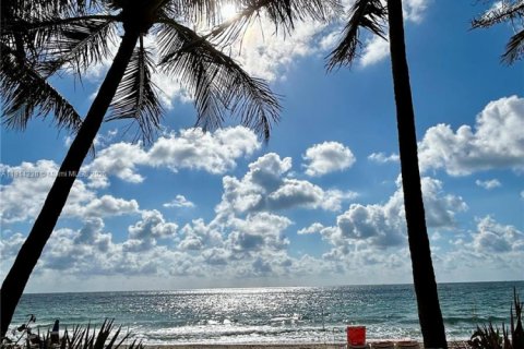 Condo in Fort Lauderdale, Florida, 3 bedrooms  № 1763101 - photo 26