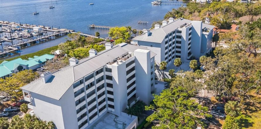 Condo in Palmetto, Florida, 2 bedrooms  № 1527859