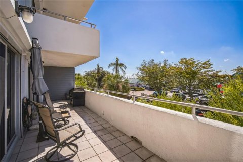 Condo in Palmetto, Florida, 2 bedrooms  № 1527859 - photo 8
