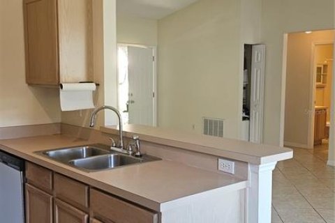 Villa ou maison à louer à Palm Coast, Floride: 3 chambres, 126.25 m2 № 2399071 - photo 3