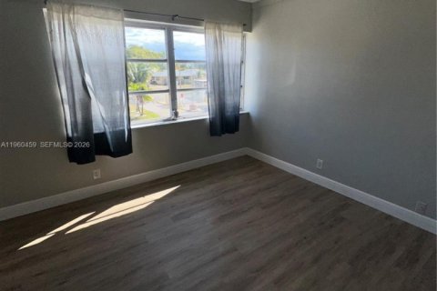 Touwnhouse à vendre à Pompano Beach, Floride: 2 chambres, 97.92 m2 № 2021862 - photo 14