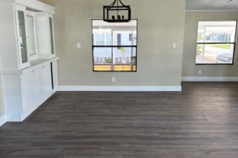 Appartement à louer à Zephyrhills, Floride: 2 chambres, 134.71 m2 № 1724081 - photo 6
