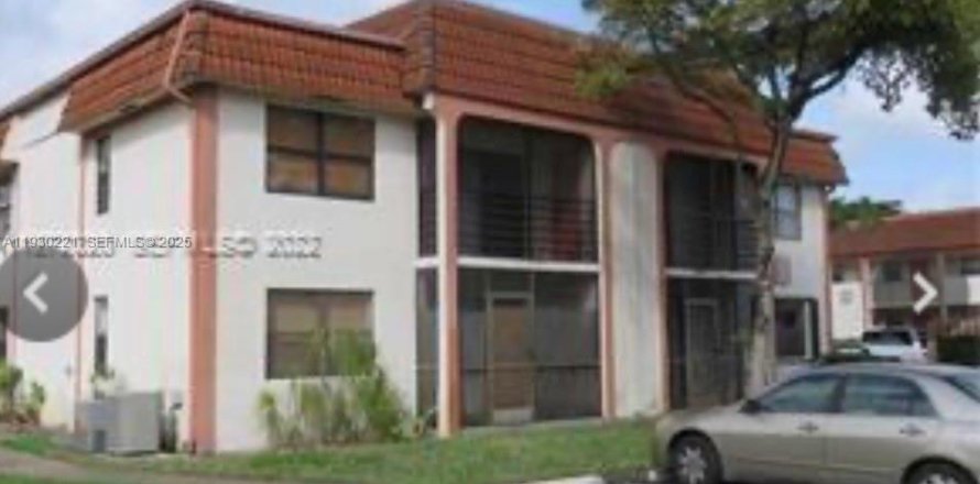 Кондоминиум с 2 спальнями в Майами, Флорида № 1989025