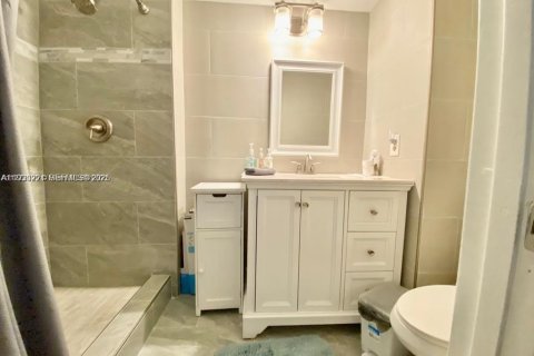 Снять в аренду кондоминиум в Майами, Флорида 2 спальни, 90.12м2, № 1989025 - фото 6