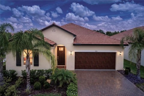 House in Wimauma, Florida 3 bedrooms, 197.7 sq.m. № 2297269