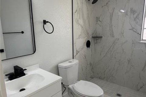 Villa ou maison à vendre à Tampa, Floride: 4 chambres, 136.75 m2 № 2429345 - photo 8