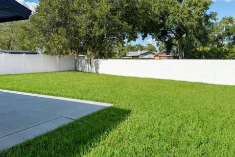 Villa ou maison à vendre à Tampa, Floride: 4 chambres, 136.75 m2 № 2429345 - photo 18