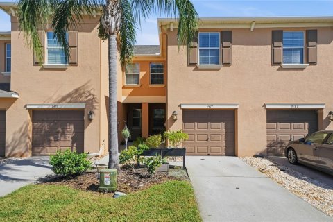 Adosado en Trinity, Florida 3 dormitorios, 186.73 m2 № 2298409