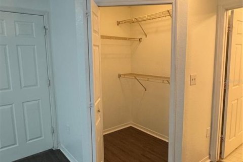 Condo in Orlando, Florida, 3 bedrooms  № 1885467 - photo 25