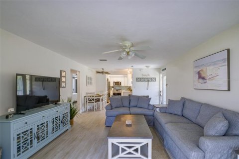 Villa ou maison à vendre à Sarasota, Floride: 2 chambres, 108.23 m2 № 2228211 - photo 22