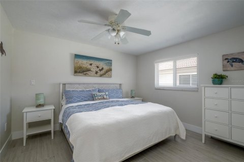 Villa ou maison à vendre à Sarasota, Floride: 2 chambres, 108.23 m2 № 2228211 - photo 28