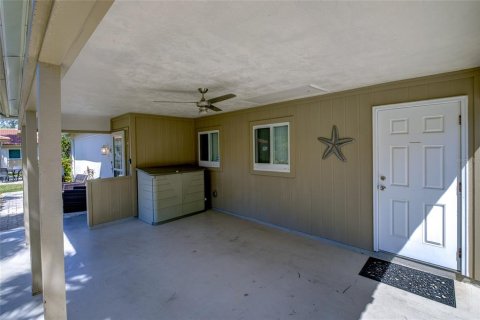 Villa ou maison à vendre à Sarasota, Floride: 2 chambres, 108.23 m2 № 2228211 - photo 4
