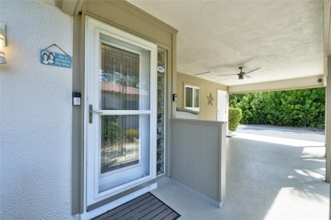 Villa ou maison à vendre à Sarasota, Floride: 2 chambres, 108.23 m2 № 2228211 - photo 7