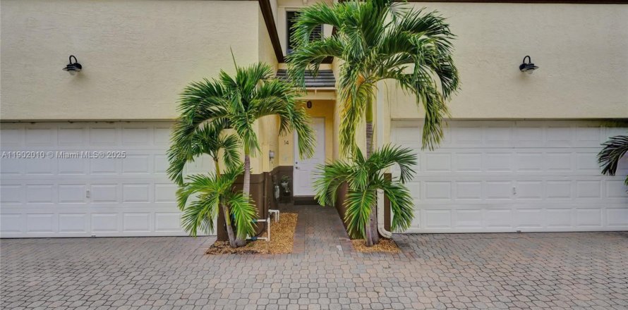 Touwnhouse à Lake Worth, Floride 3 chambres, 155.89 m2 № 1955283