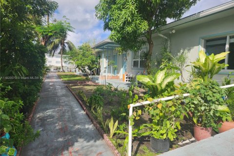 Condominio en venta en Miami Beach, Florida, 1 dormitorio, 63.17 m2 № 1783972 - foto 4