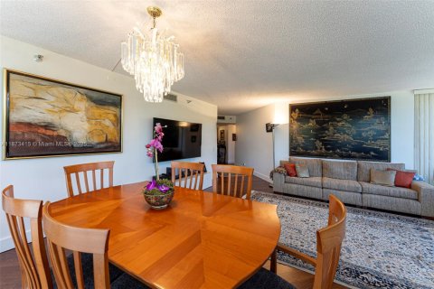Condominio en venta en Aventura, Florida, 3 dormitorios, 173.73 m2 № 1923072 - foto 9