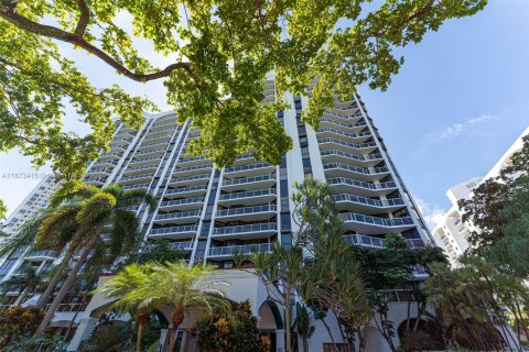 Condominio en venta en Aventura, Florida, 3 dormitorios, 173.73 m2 № 1923072 - foto 2