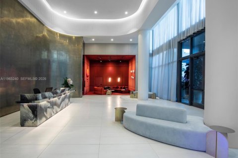 Condo in Hallandale Beach, Florida, 1 bedroom  № 2032610 - photo 4