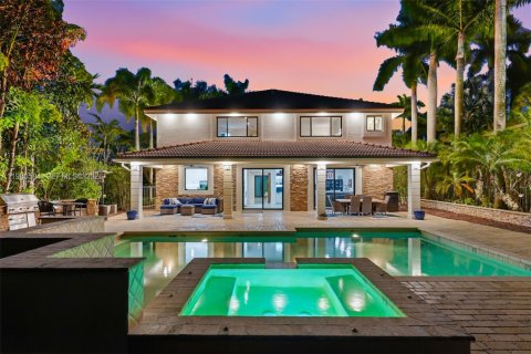 Купить виллу или дом в Уэстон, Флорида 4 спальни, 343.37м2, № 2043618 - фото 2