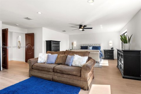 Купить виллу или дом в Уэстон, Флорида 4 спальни, 343.37м2, № 2043618 - фото 20