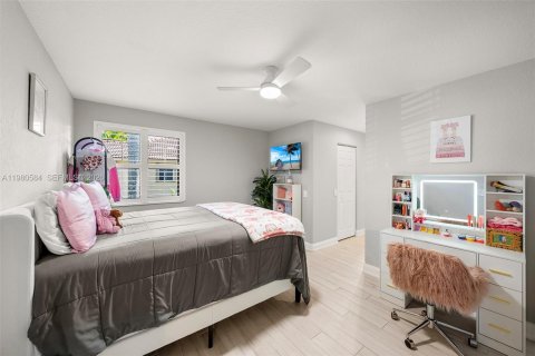 Купить виллу или дом в Уэстон, Флорида 4 спальни, 343.37м2, № 2043618 - фото 25