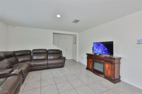 Villa ou maison à vendre à Wimauma, Floride: 4 chambres, 226.22 m2 № 2109847 - photo 11