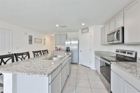 Villa ou maison à vendre à Wimauma, Floride: 4 chambres, 226.22 m2 № 2109847 - photo 5