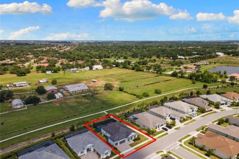House in Sarasota, Florida 4 bedrooms, 232.26 sq.m. № 2115023 - photo 30