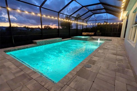 House in Sarasota, Florida 4 bedrooms, 232.26 sq.m. № 2115023 - photo 4