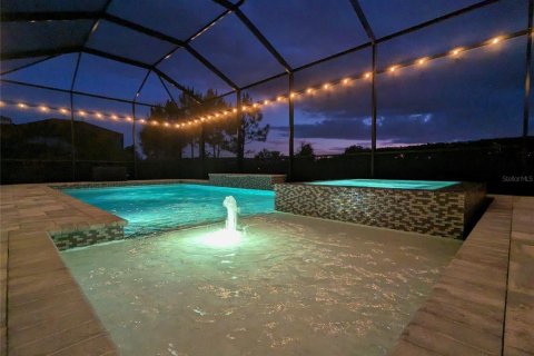 House in Sarasota, Florida 4 bedrooms, 232.26 sq.m. № 2115023 - photo 3