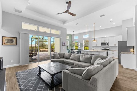 House in Sarasota, Florida 4 bedrooms, 232.26 sq.m. № 2115023 - photo 5
