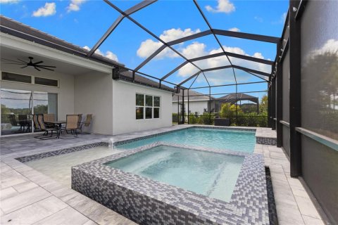 House in Sarasota, Florida 4 bedrooms, 232.26 sq.m. № 2115023 - photo 26